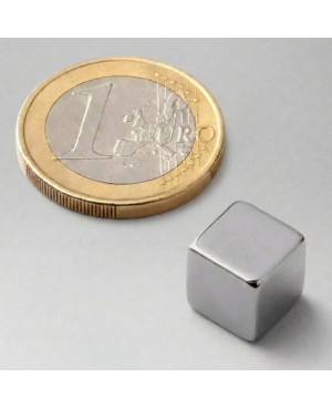 Magnet krychle velká stříbrná - 1ks