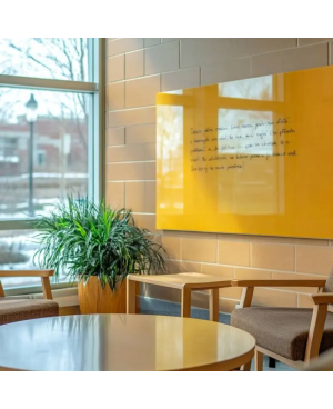 Žlutá neapolská skleněná magnetická tabule Smatab® pro neziskové organizace